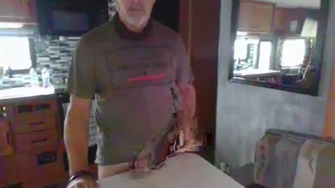 Snapshot of nomadfreedom chatting on 01/28/25, 03:04 nomadfreedom online show from 01/28/25, 03:04