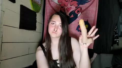 nonbinarybeauty20 online show from 06/15/26, 06:48