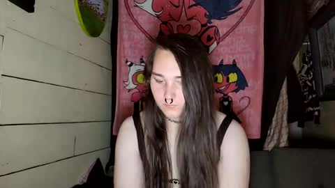 Snapshot of nonbinarybeauty20 chatting on 06/30/26, 11:50 nonbinarybeauty20 online show from 06/30/26, 11:50