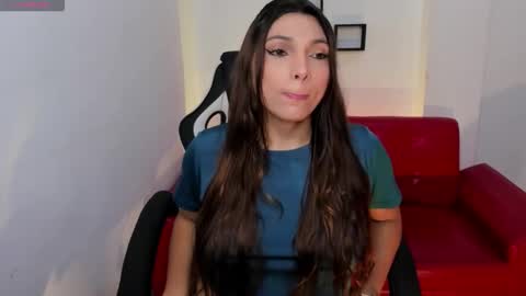 Nora online show from 11/14/25, 04:00