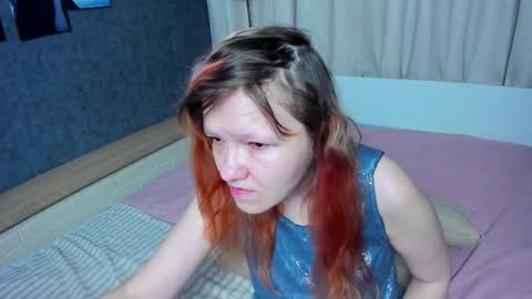 Nora online show from 09/12/25, 10:04