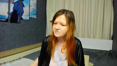 Snapshot of nora_lovvv chatting on 11/09/25, 10:46 Nora online show from 11/09/25, 10:46