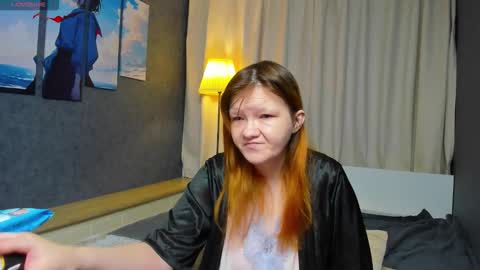 Snapshot of nora_lovvv chatting on 11/20/25, 10:15 Nora online show from 11/20/25, 10:15