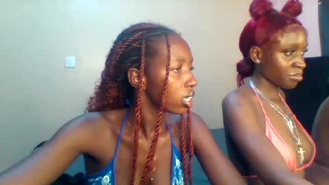 Snapshot of norababy20 chatting on 06/12/26, 04:39 Norababy20 online show from 06/12/26, 04:39