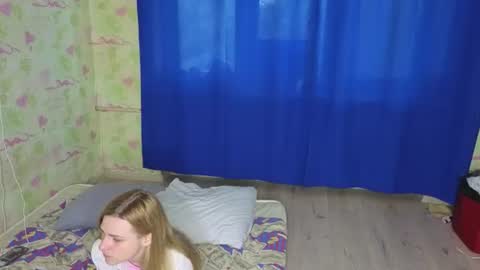 Elina online show from 06/29/26, 01:44