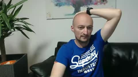 nordicrunner76 online show from 06/17/26, 10:54