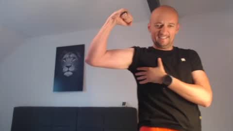 nordicrunner76 online show from 07/07/26, 08:18