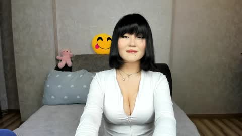Snapshot of norinorika chatting on 04/02/26, 07:11 Nori online show from 04/02/26, 07:11
