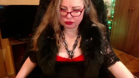 miss Tress online show from 12/25/24, 02:14