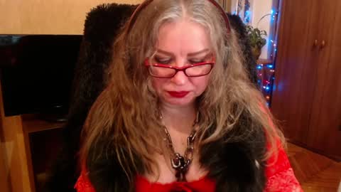 miss Tress online show from 01/12/25, 12:28