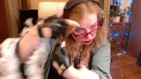 Snapshot of norma_gin chatting on 07/16/26, 07:31 miss Tress online show from 07/16/26, 07:31
