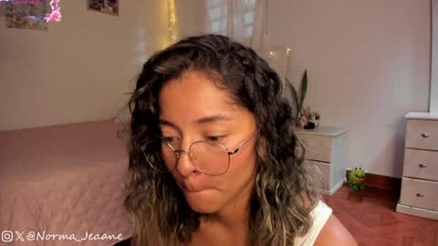 Norma Jeaane online show from 01/21/25, 08:32