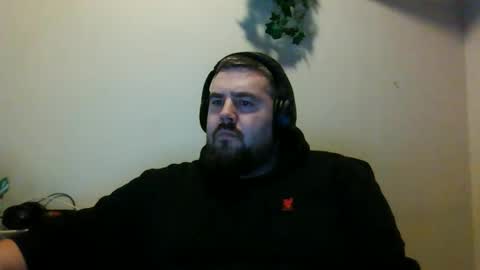 LatexLeatherMan online show from 12/21/25, 06:37