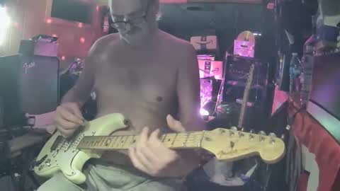 notflamingfart online show from 05/18/26, 11:10