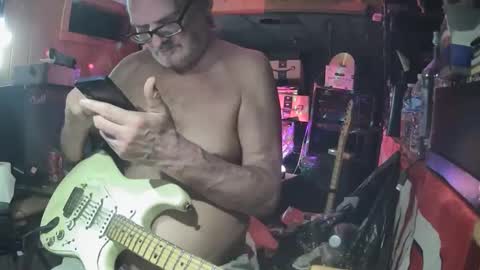 notflamingfart online show from 05/30/26, 05:59