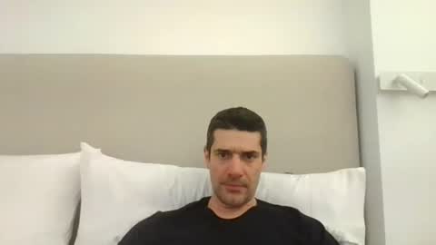 nothingnothing_01 online show from 03/06/25, 03:13