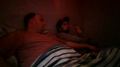 noturaverage8 online show from 10/17/25, 01:31