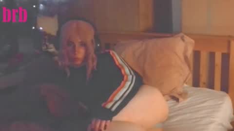 Lucy online show from 10/16/25, 01:06