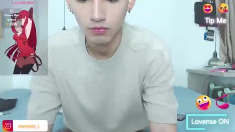 Snapshot of nova740338 chatting on 01/18/25, 07:15 Nova online show from 01/18/25, 07:15