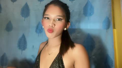 nova_licious online show from 06/06/26, 04:17