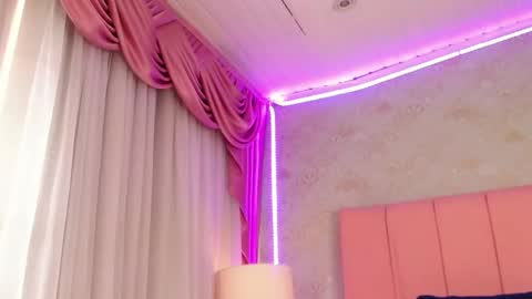 nova_ross online show from 09/30/25, 08:25