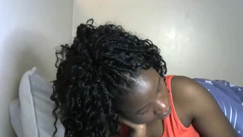 novaah online show from 10/13/25, 02:06