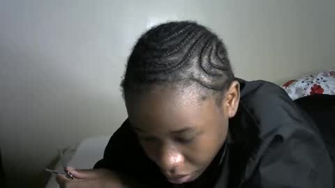 novaah online show from 11/28/25, 02:14