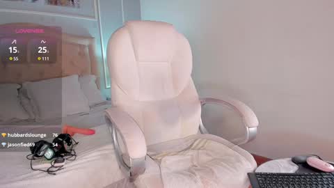 Andrea online show from 01/06/25, 07:13