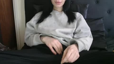 Snapshot of novafrey chatting on 01/09/26, 07:48 Olivia online show from 01/09/26, 07:48