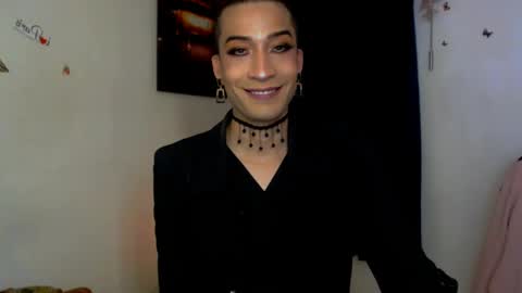 Snapshot of novanyx11 chatting on 09/16/25, 09:38 Nova...  online show from 09/16/25, 09:38