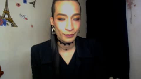 Snapshot of novanyx11 chatting on 09/27/25, 09:09 Nova...  online show from 09/27/25, 09:09