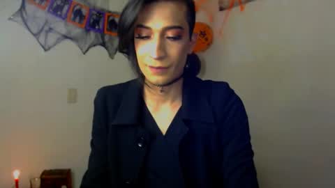 Snapshot of novanyx11 chatting on 10/14/25, 11:16 Nova...  online show from 10/14/25, 11:16