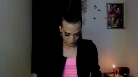 Snapshot of novanyx11 chatting on 11/06/25, 10:10 Nova... online show from 11/06/25, 10:10