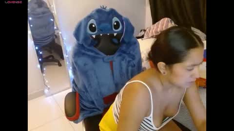 Snapshot of novaperotti chatting on 06/27/26, 03:55 novaperotti online show from 06/27/26, 03:55
