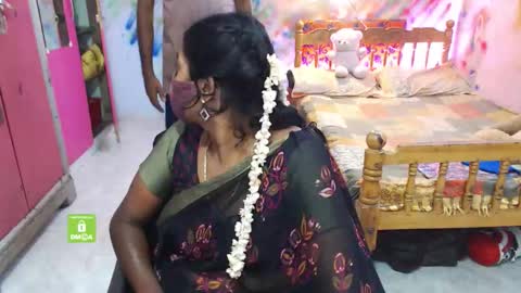 Snapshot of novapol chatting on 11/11/25, 05:35 Novapol online show from 11/11/25, 05:35