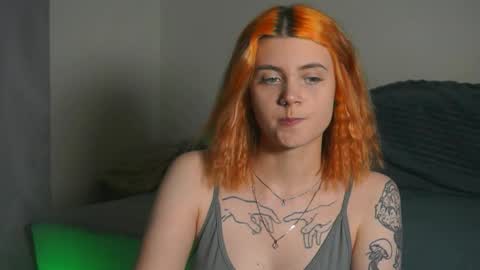 Snapshot of novarem chatting on 10/14/25, 07:03 Nova online show from 10/14/25, 07:03