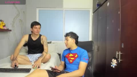 Snapshot of noxx_stark chatting on 10/26/25, 12:27 Noxx  online show from 10/26/25, 12:27