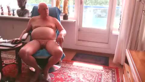 Nudejohn online show from 09/12/25, 10:15
