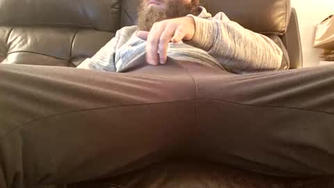 Snapshot of nudestud887 chatting on 10/19/25, 05:19 nudestud887 online show from 10/19/25, 05:19