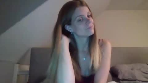 Alice  Nudgeman online show from 10/03/25, 03:58