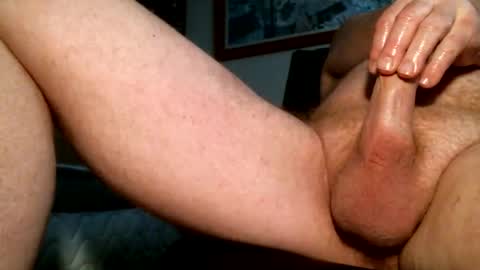 Snapshot of nudistday chatting on 11/20/25, 01:44 Adults only online show from 11/20/25, 01:44