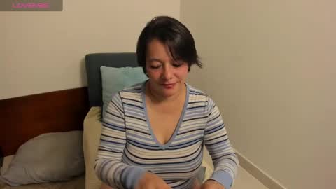 nuit_rose online show from 12/15/24, 01:57