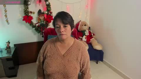 nuit_rose online show from 12/21/24, 02:09