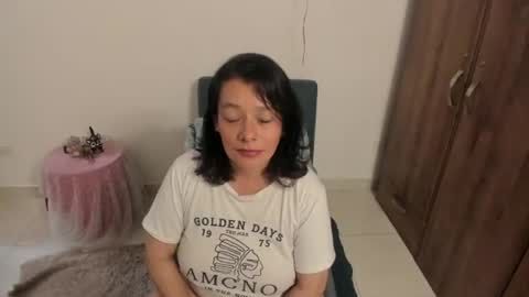 nuit_rose online show from 07/25/26, 12:58