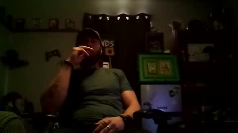 Awwwww Hey Sweetie Pies. Welcome To The Sweetie Pie Lounge. Enjoy The Dad-Cast. SweetCorny Fun-loving Dad Talk. online show from 01/03/25, 08:01