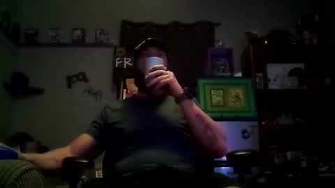 Awwwww Hey Sweetie Pies. Welcome To The Sweetie Pie Lounge. Enjoy The Dad-Cast. SweetCorny Fun-loving Dad Talk. online show from 02/15/25, 05:19