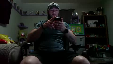 Awwwww Hey Sweetie Pies. Welcome To The Sweetie Pie Lounge. Enjoy The Dad-Cast. SweetCorny Fun-loving Dad Talk. online show from 09/09/25, 10:37