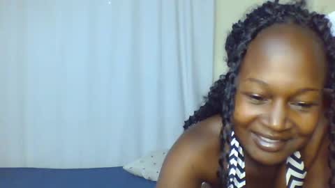 Snapshot of nutgal_ chatting on 01/10/26, 10:28 nutgal online show from 01/10/26, 10:28