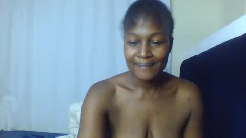 Snapshot of nutgal_ chatting on 02/08/26, 10:40 nutgal online show from 02/08/26, 10:40