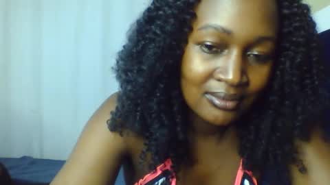 Snapshot of nutgal_ chatting on 02/28/26, 12:28 nutgal online show from 02/28/26, 12:28